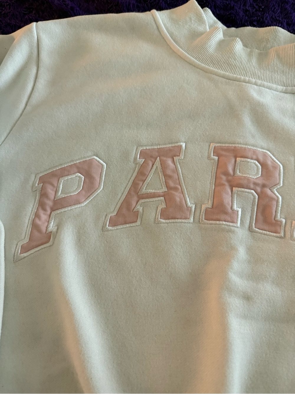 PARKE Valentine’s Day mockneck 2024 - Picture 4 of 12